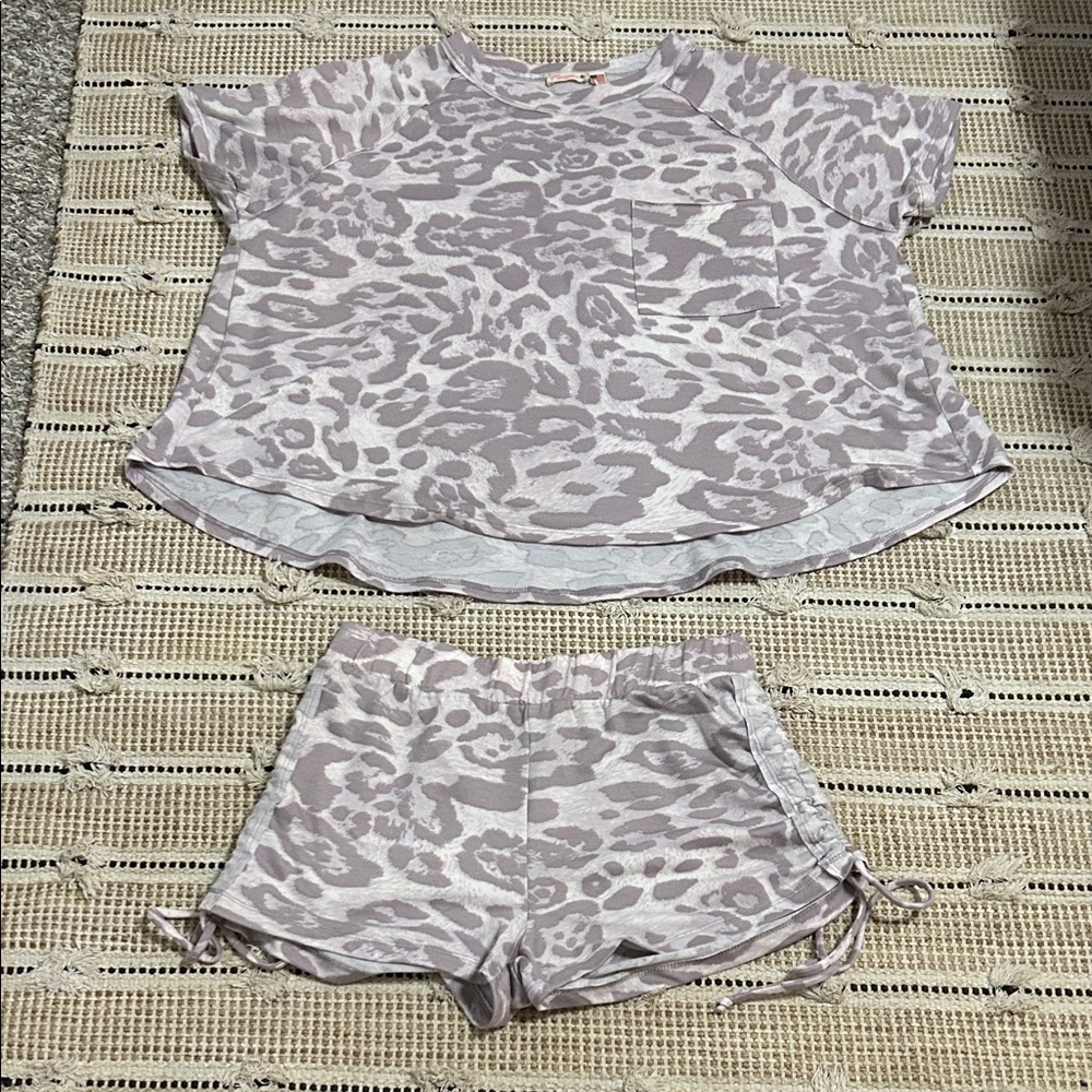 Chic Lavender Print Women's Pajama Set
